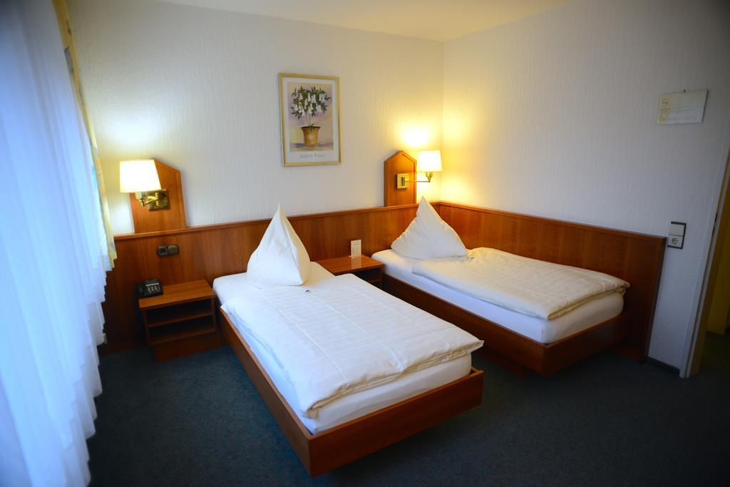Hotel Marienhof Düsseldorf Neuss Exterior foto