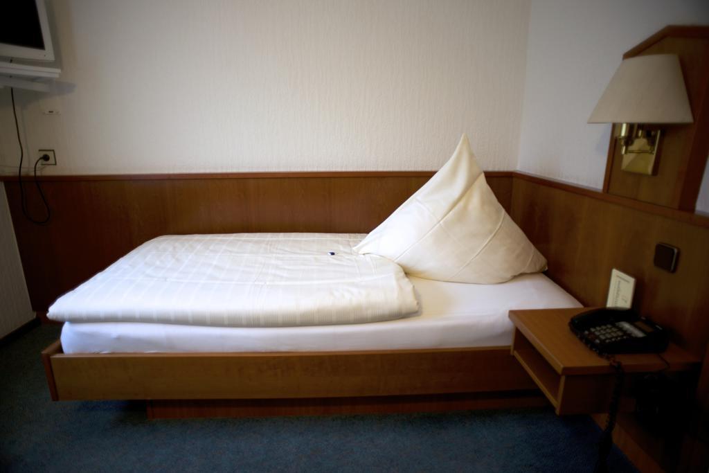 Hotel Marienhof Düsseldorf Neuss Habitación foto