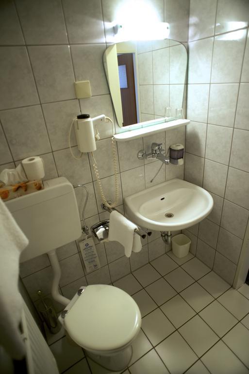 Hotel Marienhof Düsseldorf Neuss Habitación foto